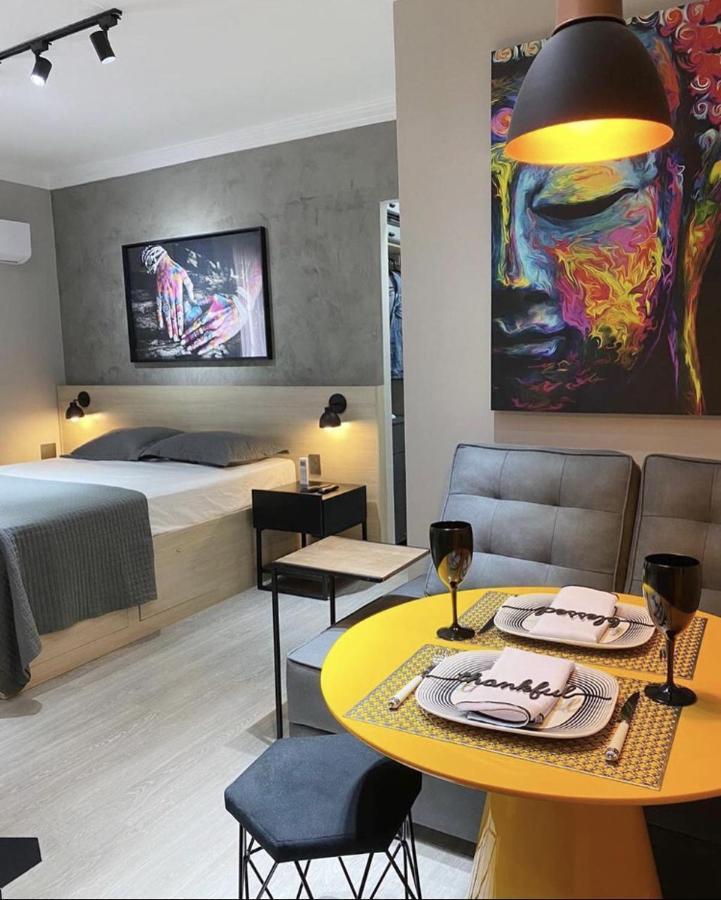 Studio Moderno - Jardins: Cama Queen, Ar E Garagem 상파울루 외부 사진